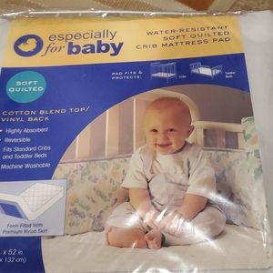NEW Crib Matress Pad